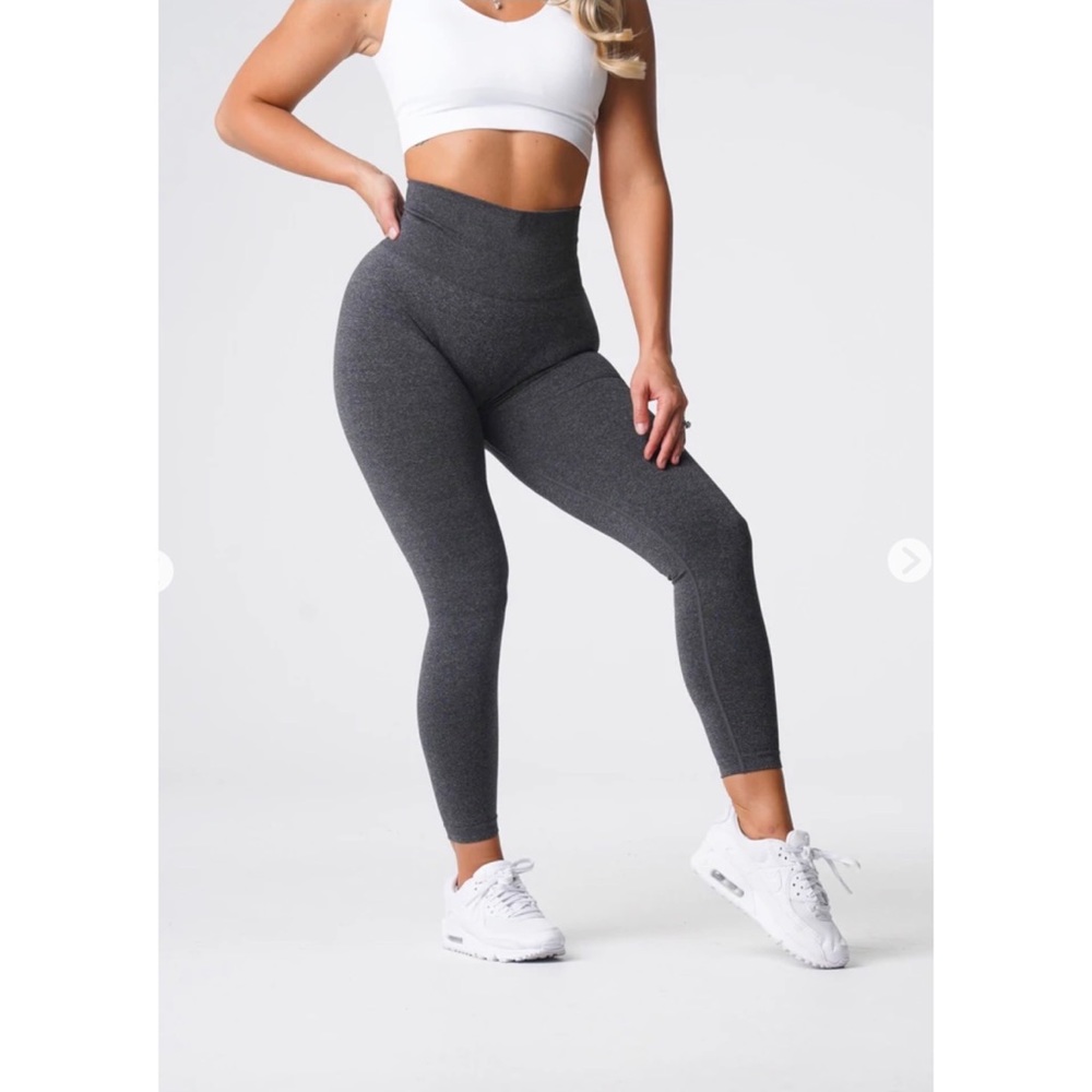 NVGTN | M | Black Speckled Curve Seamless Leggings